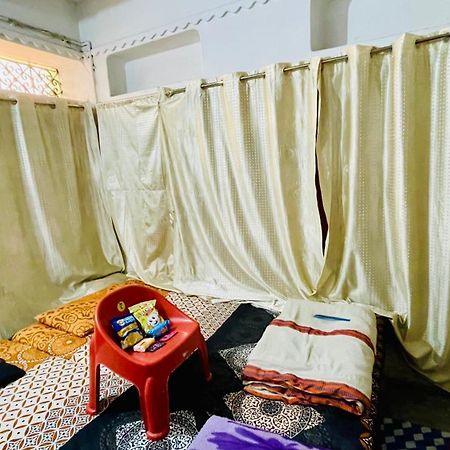 Sheetla Guest House Varanasi Esterno foto